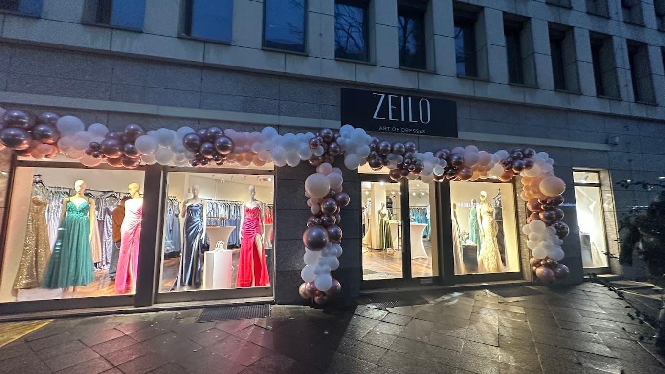 ZEILO Boutique Düsseldorf — Storefront mit eleganten Abendkleidern